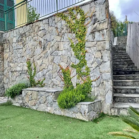 Corner Of Paradise Nyaraló *