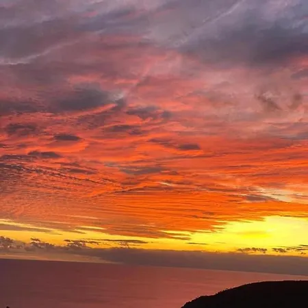 Corner Of Paradise Nyaraló