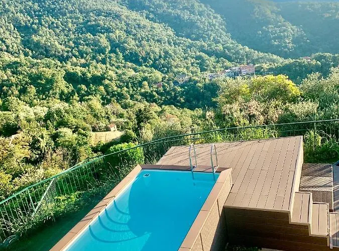 Corner Of Paradise Moneglia