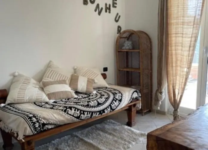 Corner Of Paradise * Moneglia